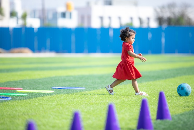 法甲第28輪巴黎聖日耳曼3-0波爾多 梅西中柱姆巴佩內馬爾破門.